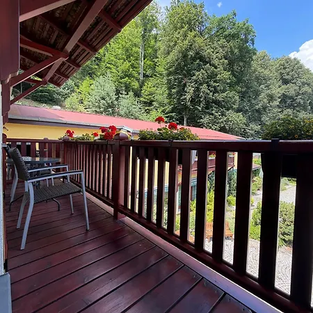 Hotel A Restaurant Vyprez 4*
